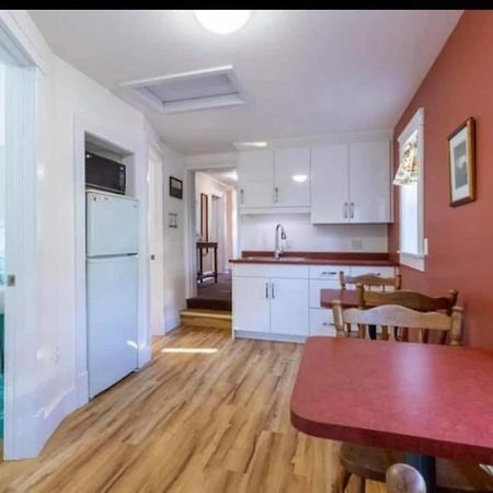 Sunny Home B&B Шарлоттаун Екстер'єр фото